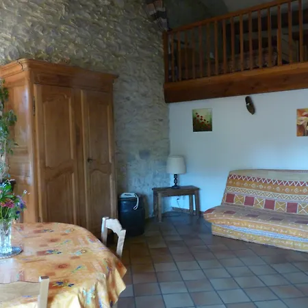Les Esclots , Nimes, 4 Personne Apartamento *