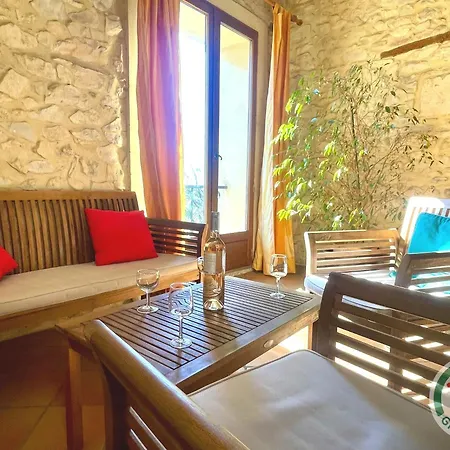 Les Esclots , Nimes, 4 Personne Apartamento